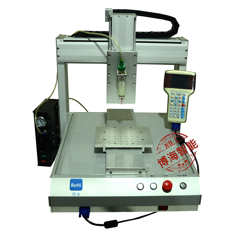 操作點(diǎn)膠機(jī)時(shí)需要注意哪些事項(xiàng)？